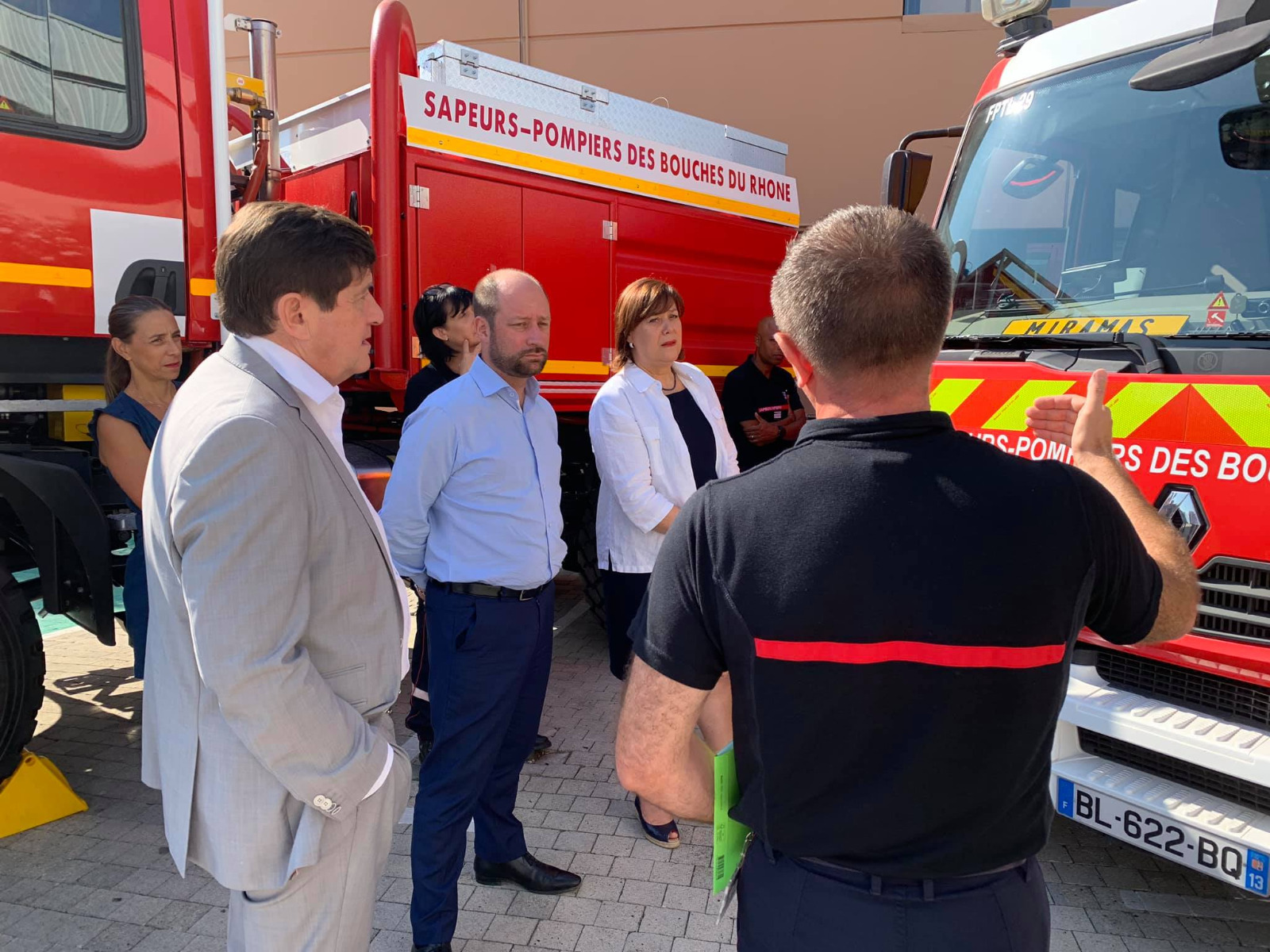 Violences contre les sapeurs-pompiers : la commission des lois formule 18 propositions pour que cesse l’inacceptable
