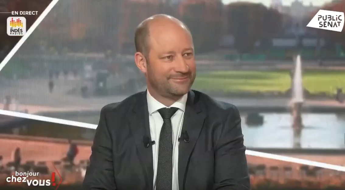 Bonjour chez vous !
