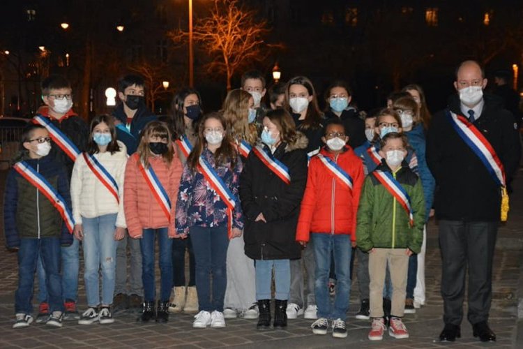 Le CMJ de Thônes à la cérémonie de ravivage de la flamme sous l’Arc de Triomphe
