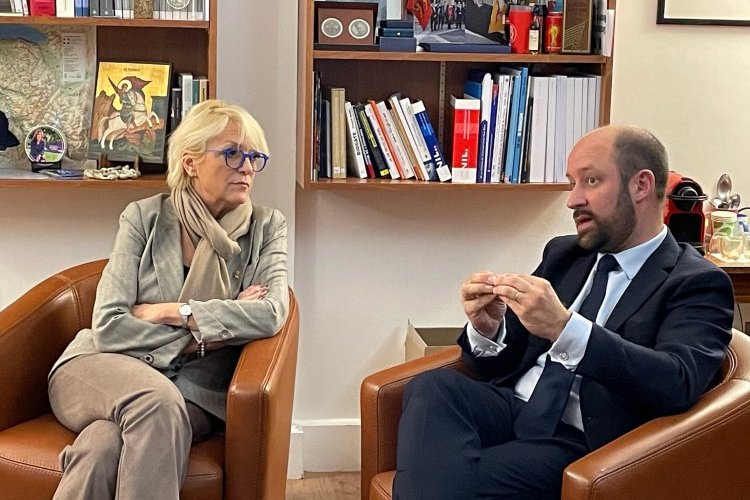 Échange sur le Pass vaccinal avec Brigitte DEVÉSA
