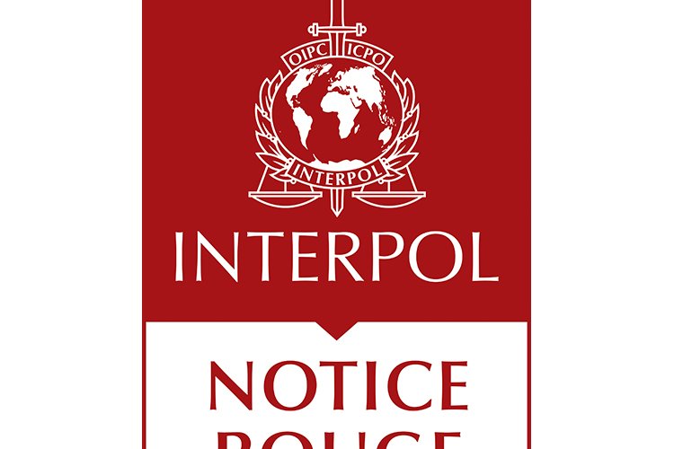 Notices rouges par INTERPOL
