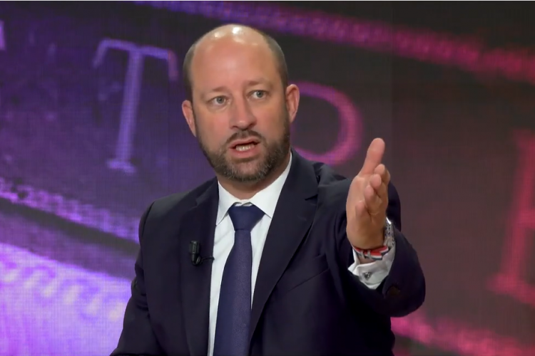 Émission spéciale - Chute de Bayrou, crise politique ouverte
